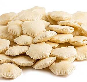 Large Oyster Soup Crackers B1